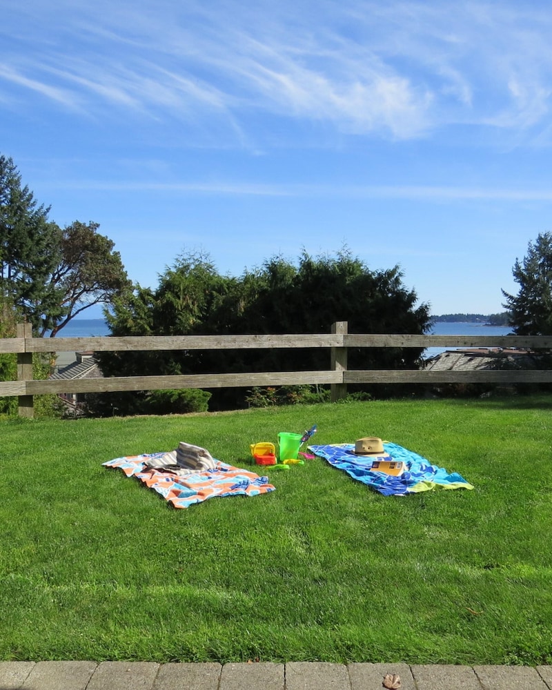 Parksville Vacations - Tanglewood Beach Homes - Property Image 8
