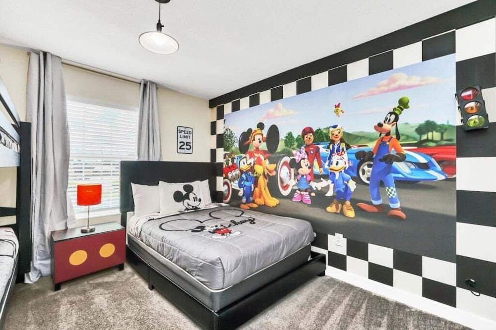 Retreat & Relax Screened In Pool Home Kid Rooms 4 Bedroom Townhouse