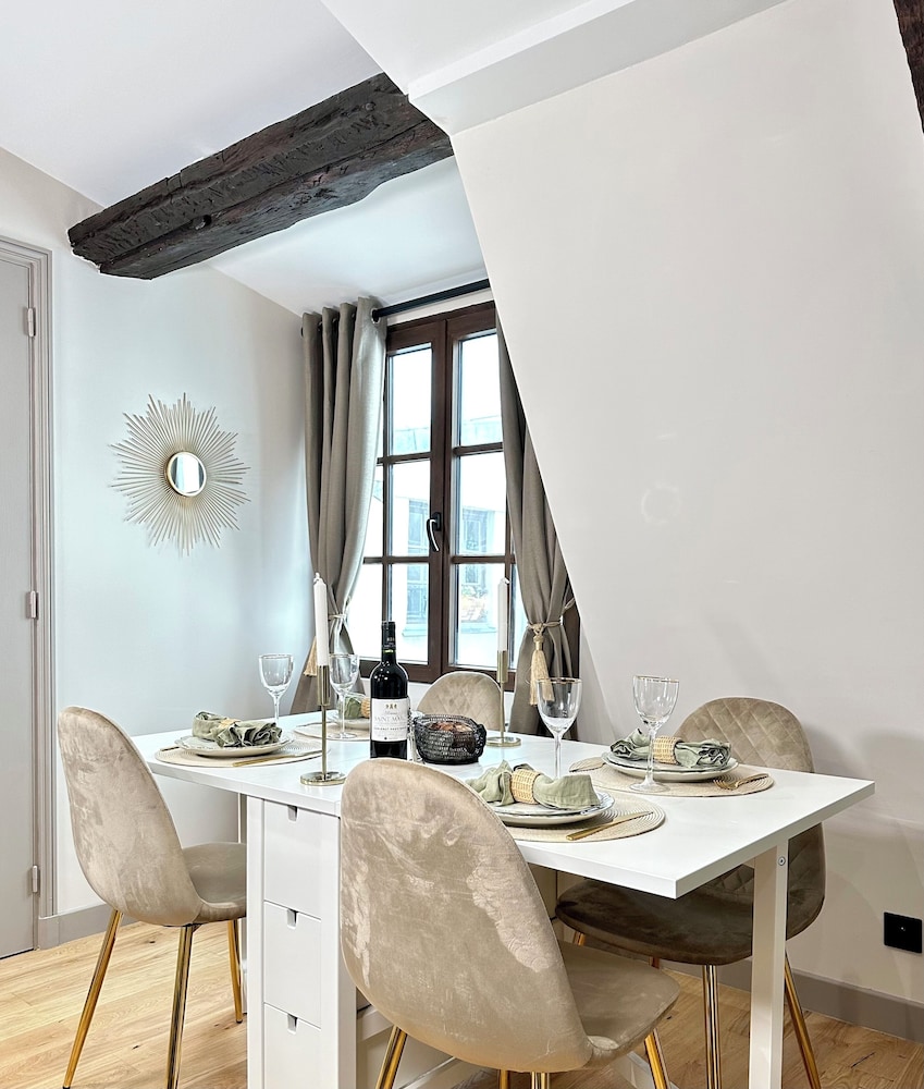 1595 Chapon