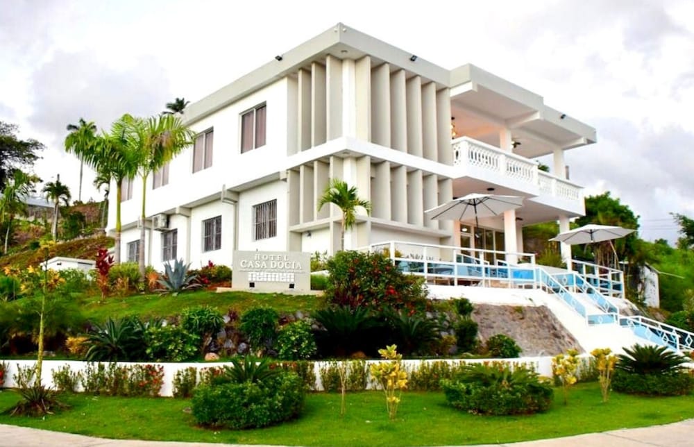 Hotel Casa Docia Samana - Image 1