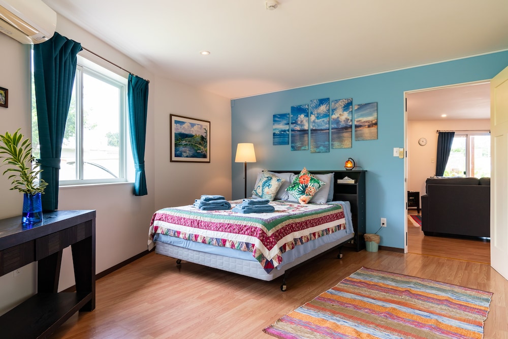 Island Breeze view 4