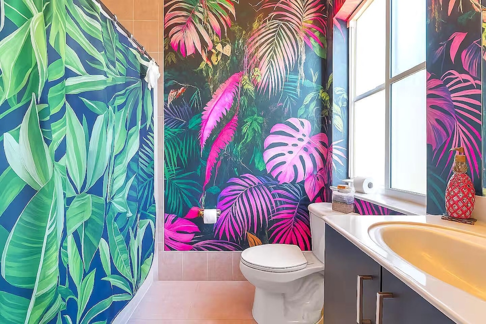 Ethereal Oasis Miami - Heated Pool Spa & Cinema - Prime for Groups