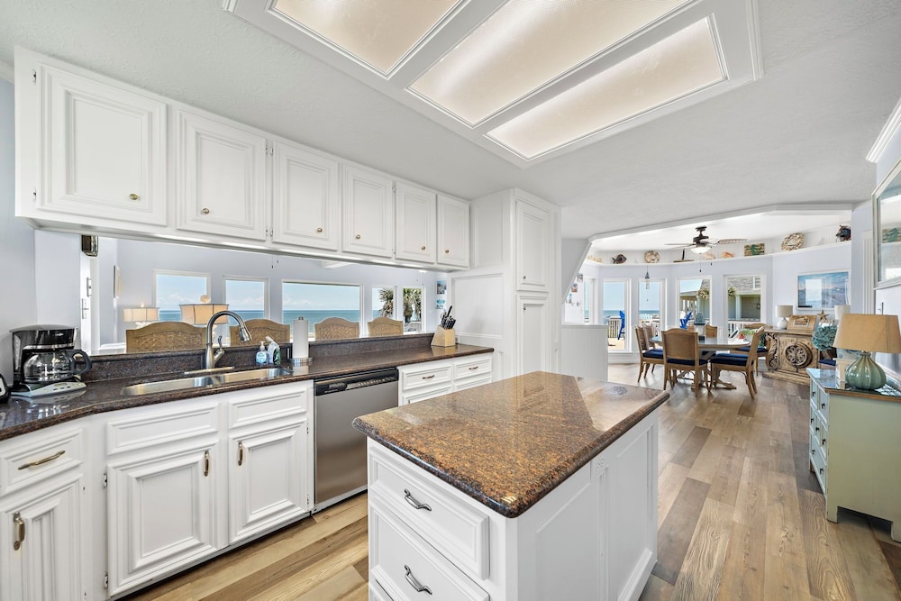Life's A Beach by Ryson Vacation Rentals