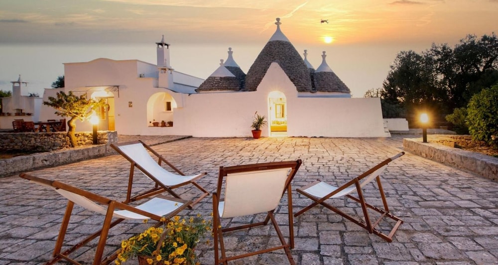 Trullo Paleo view 3