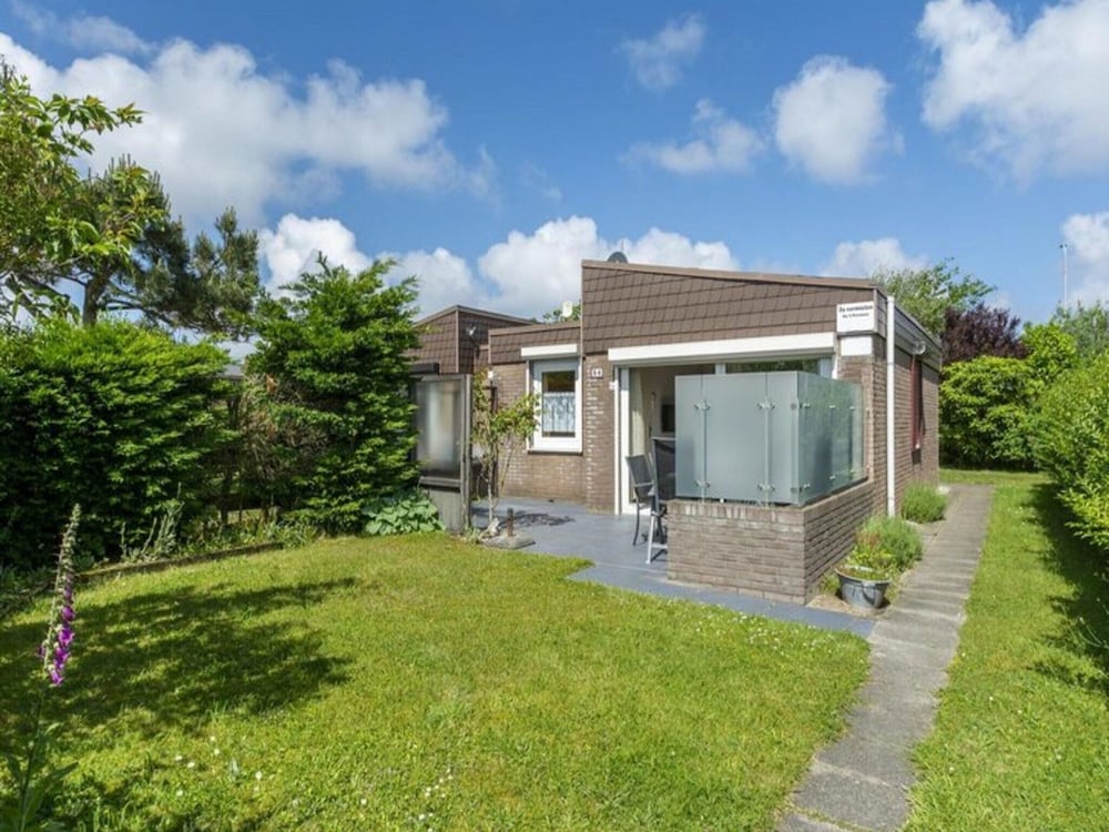 Bungalow Near Beach and Forest in De Blenck view 4
