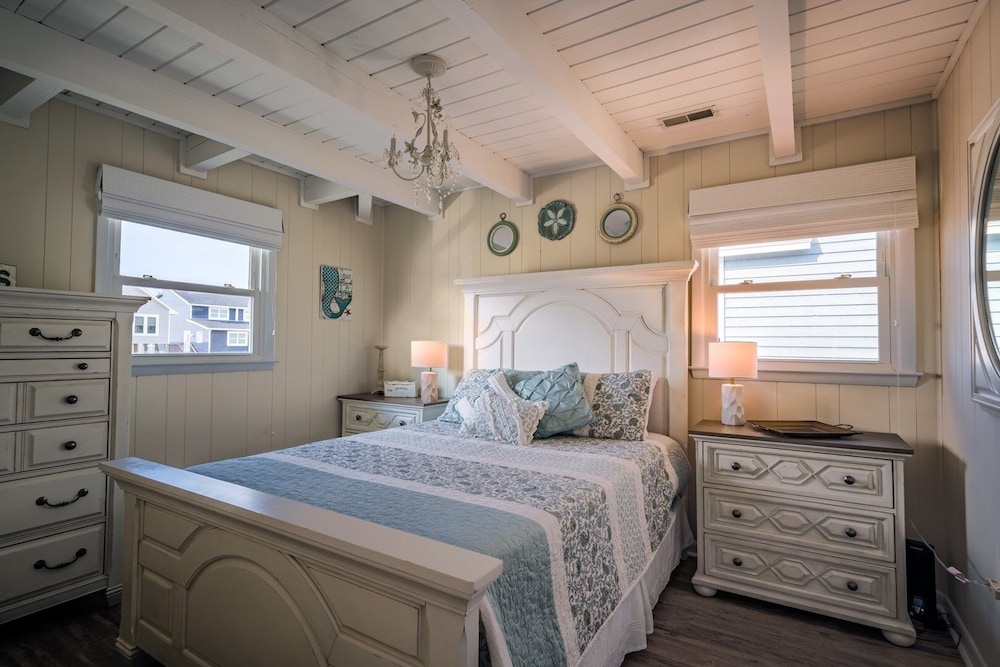Palmetto Paradise 3 Bedroom Home by RedAwning view 4