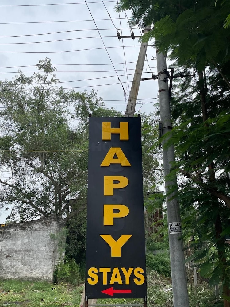 HAPPY STAYS