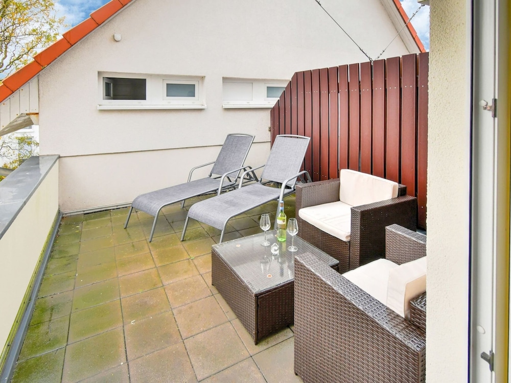 Apartment in Wiek auf Rgen With Forest