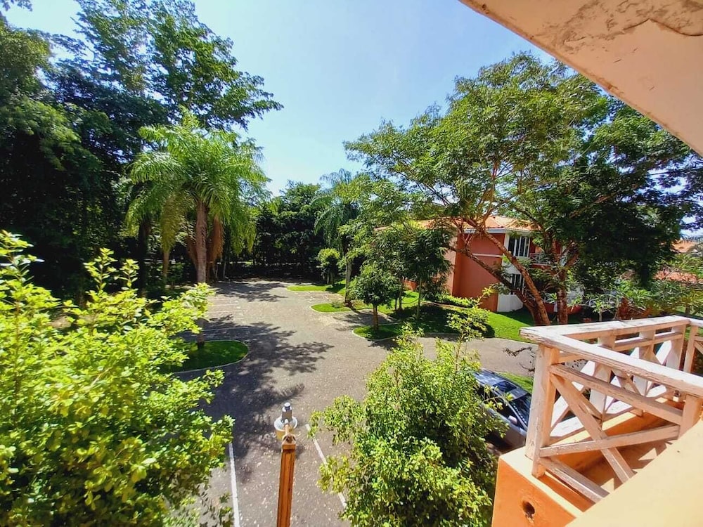 Las Brisas, Juan Dolio, 3br, 2 Pools, Jacuzzi, Beach, Golf, 7 Sleeps