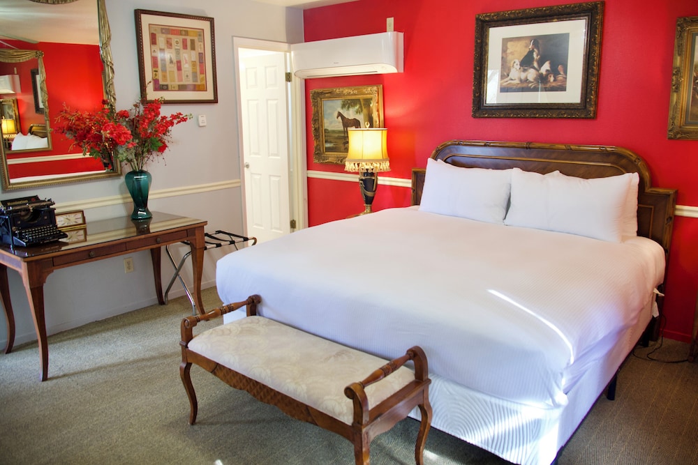Yosemite Bug Rustic Mountain Resort