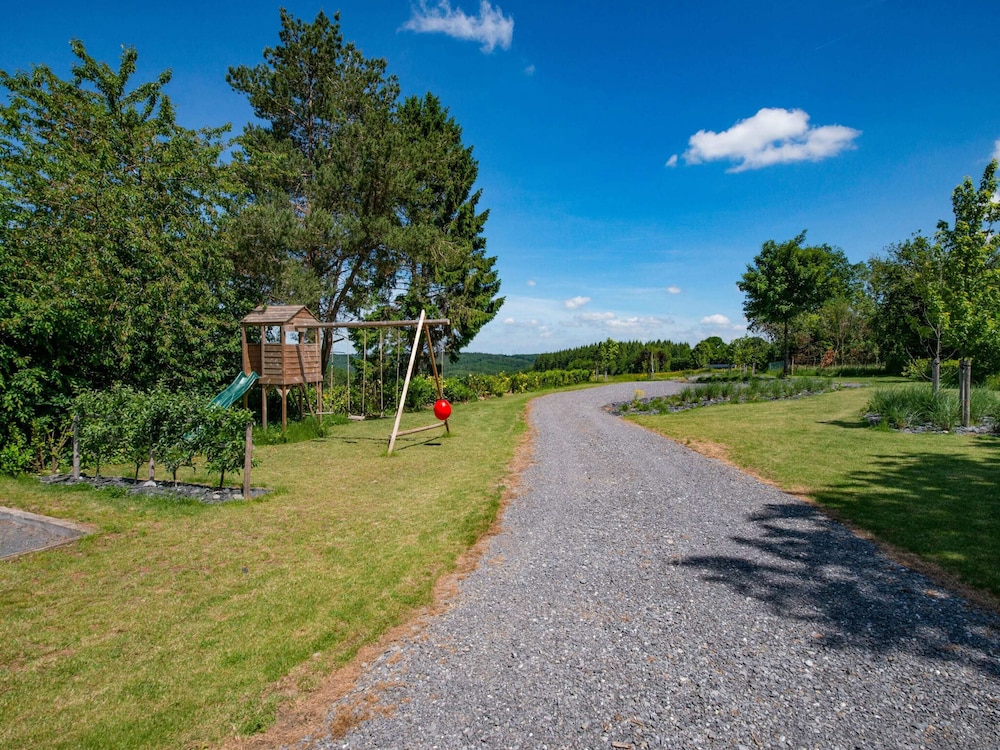 Charming Rural Retreat