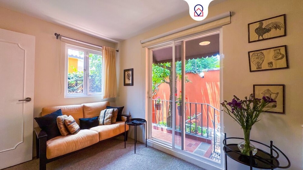 Casita in Coyoacan Comfort and Location — Mexico City
