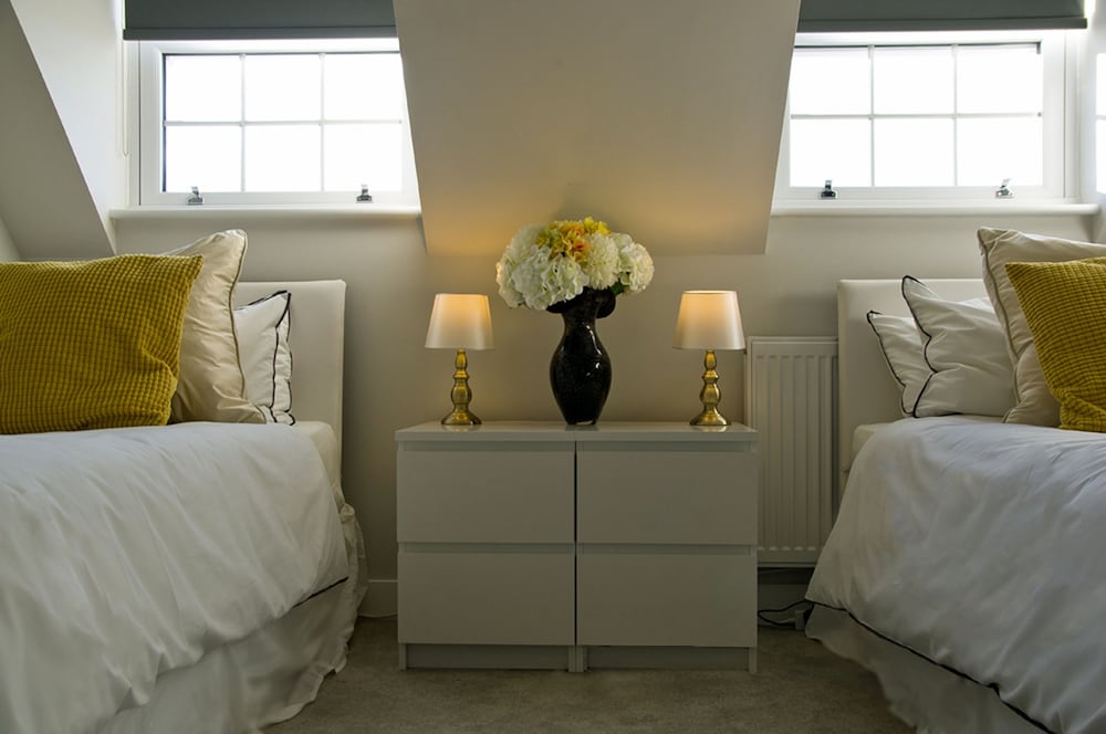 Icon Brentwood City Apartment