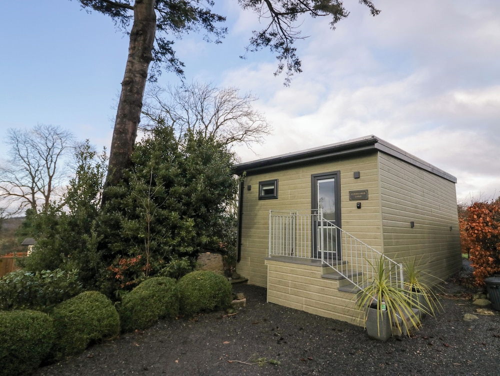 Elderflower Lodge