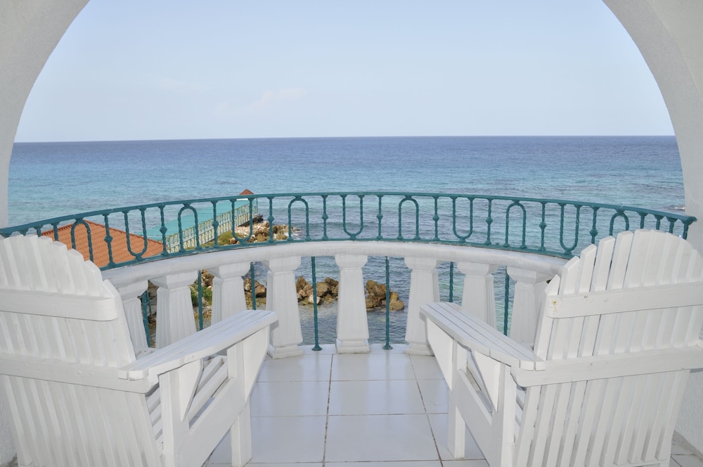 Jamaica Vacations - Franklyn D. Resort  Spa - All Inclusive - Property Image 6
