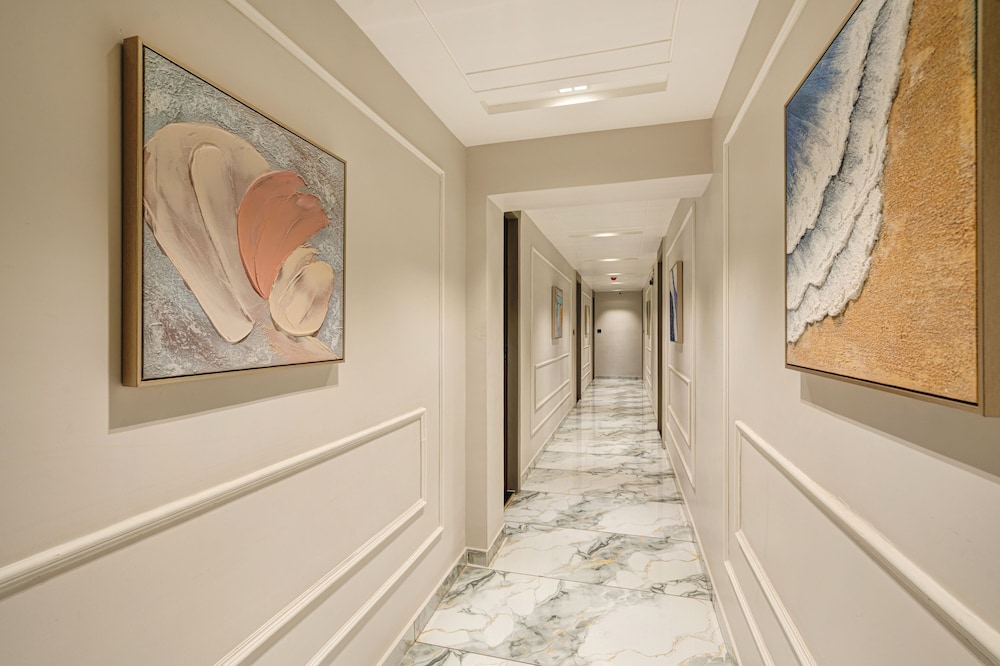 HOTEL GRAND SHIVA