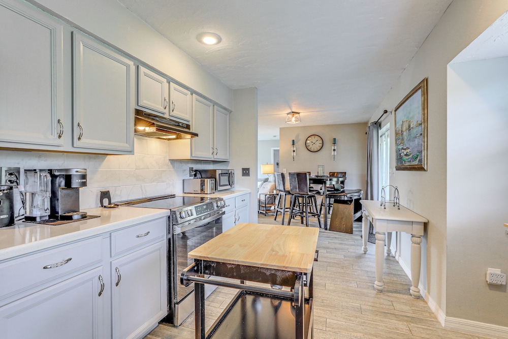 Lovely Retreat: Walk to Manasota Key Beach!