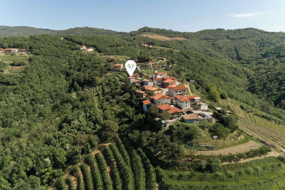 Neda Apartment In Krasno Among Vineyards