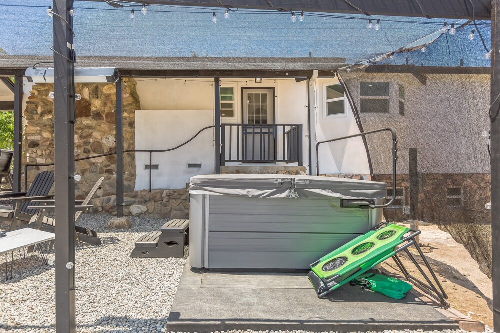 Desert Mountain Escape With Private Hot Tub 1 Bedroom Home