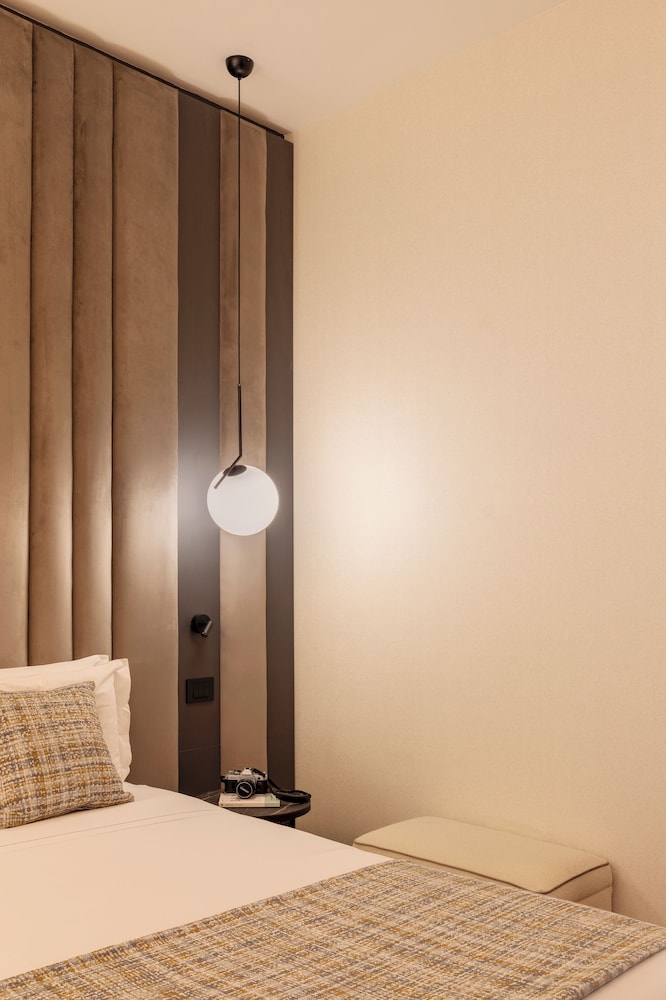 LUMERA STAY - Brera