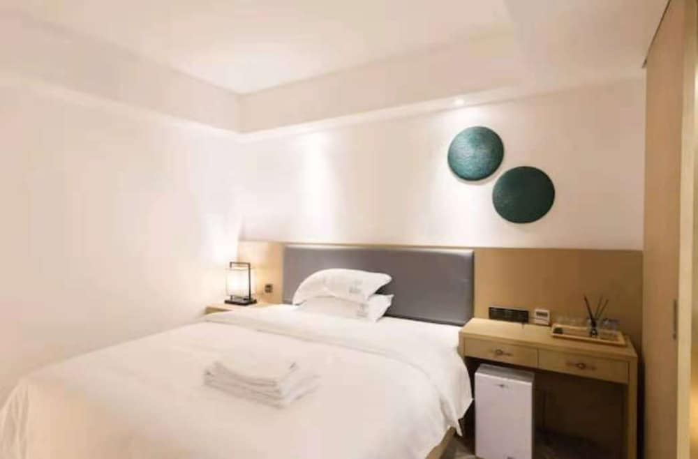 Lifu Guesthouse Canton Tower Branch view 2