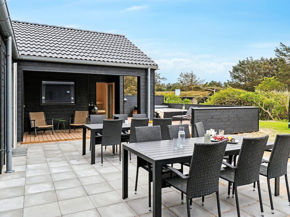 5 Star Holiday Home in Lokken