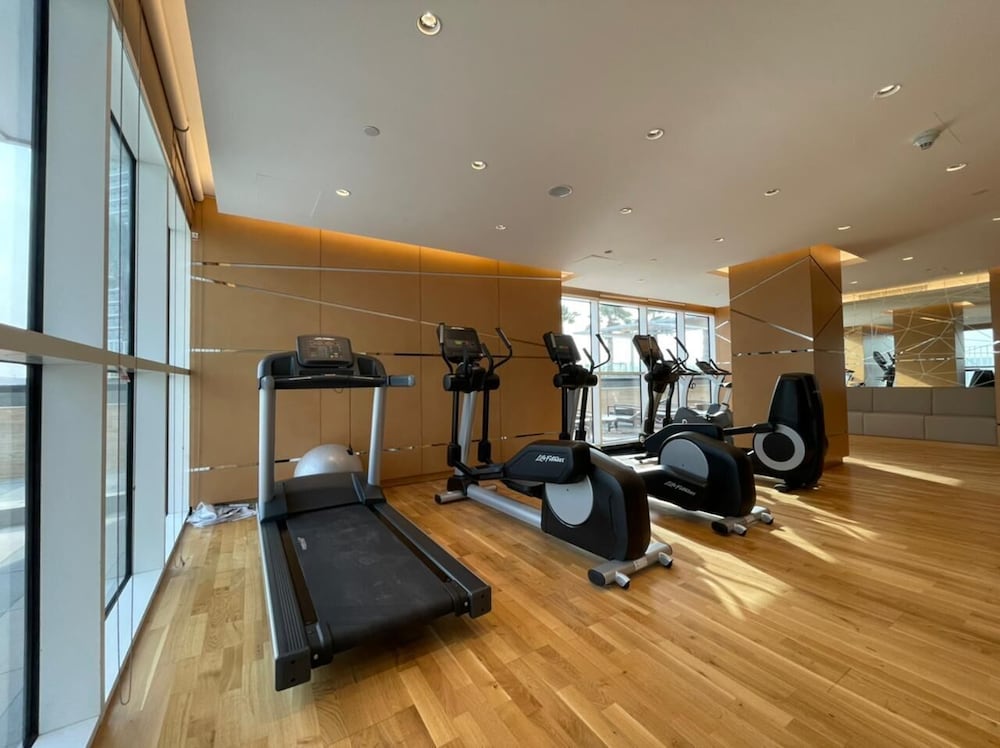 ST-Carson Tower A-1809 by bnbme homes