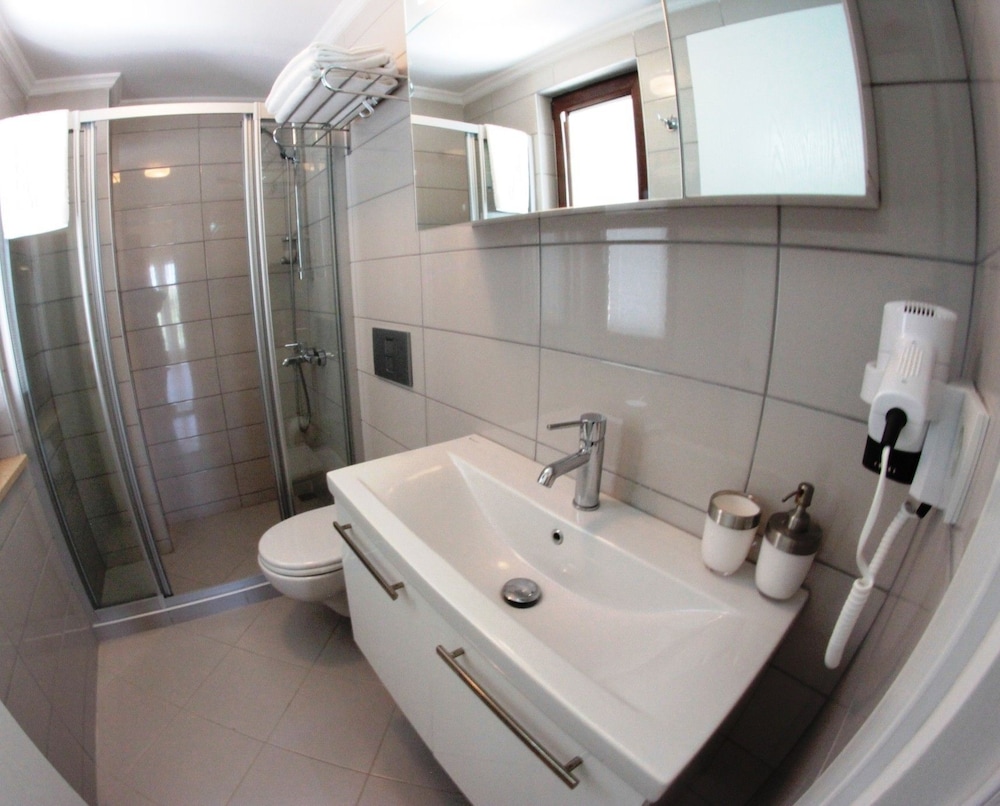 Adacayi Otel