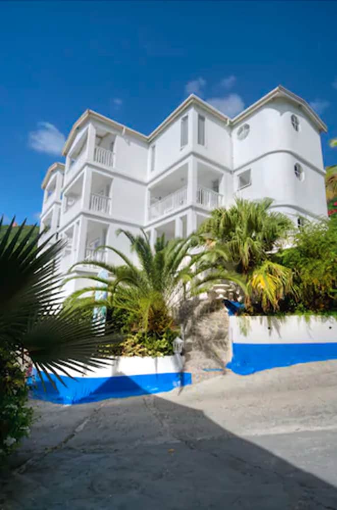 The Lighthouse Villas - Photo 23