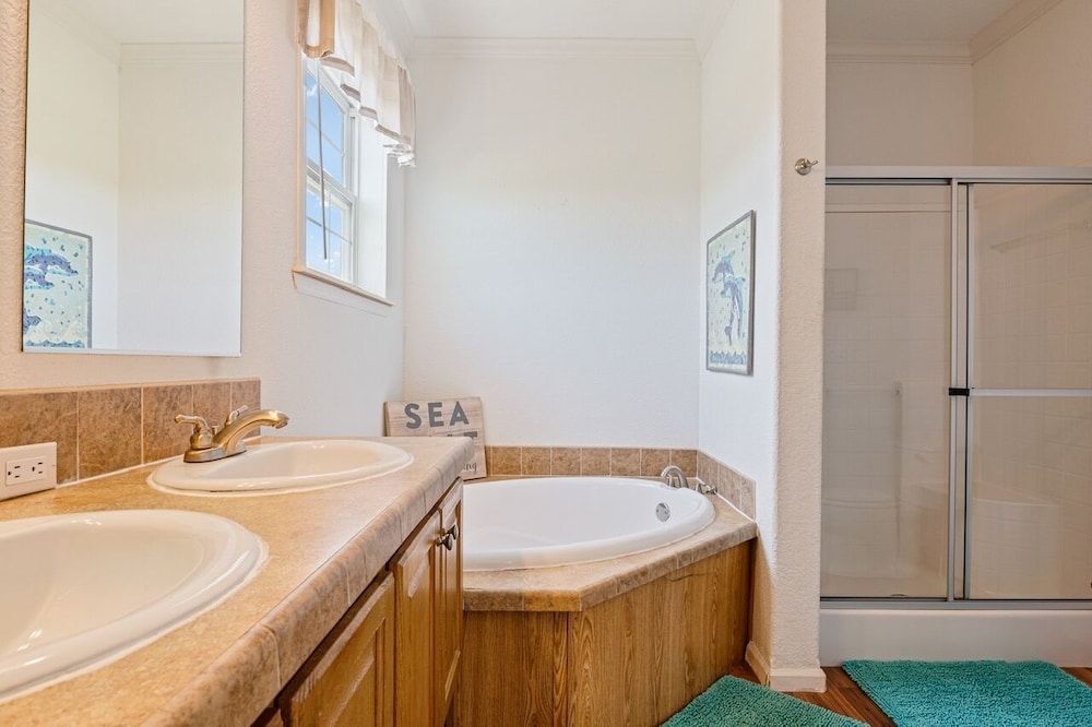Camelot 2 Bedroom Home