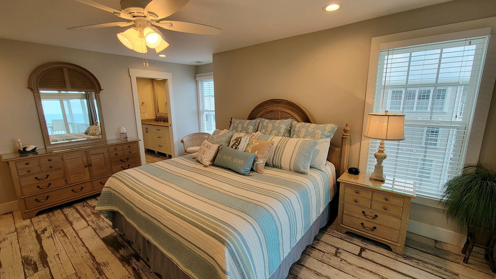 Dolphin Watch Tybee Vacation Rentals