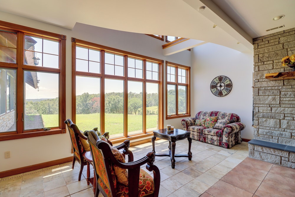 366 Shared Acres, Lake Access: Ozark Getaway!