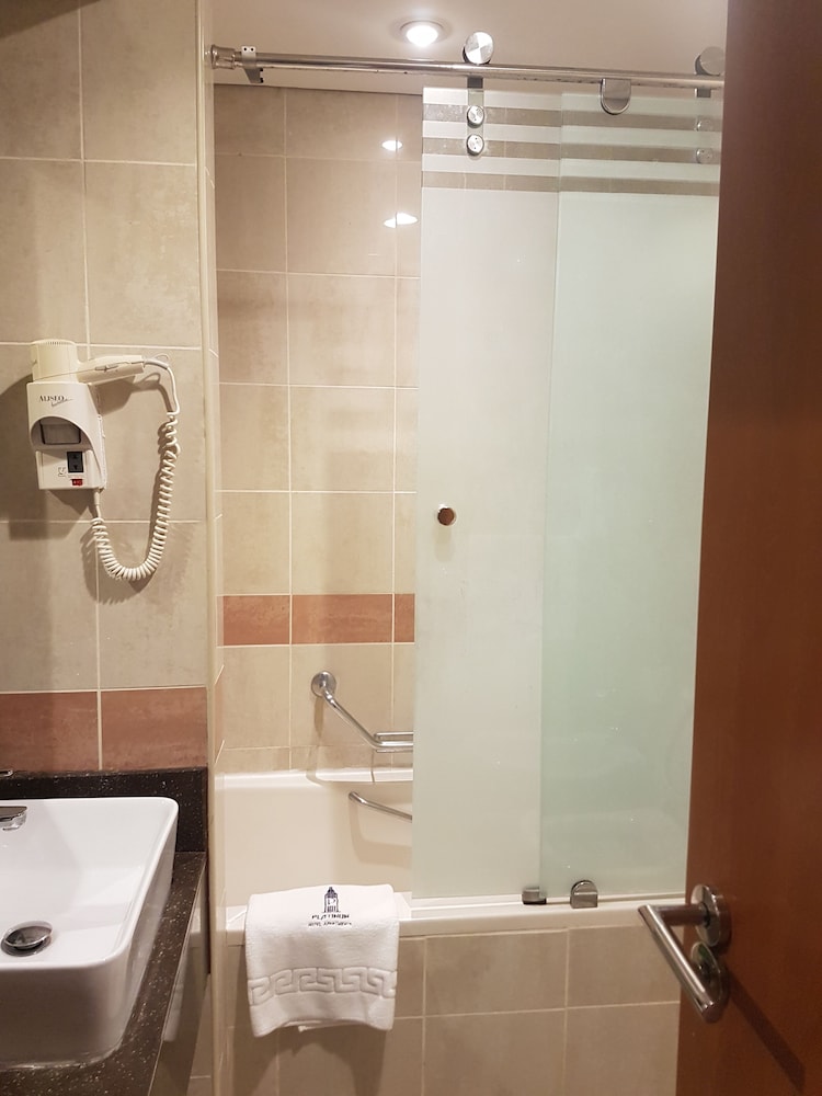 Platinum Hotel Apartment