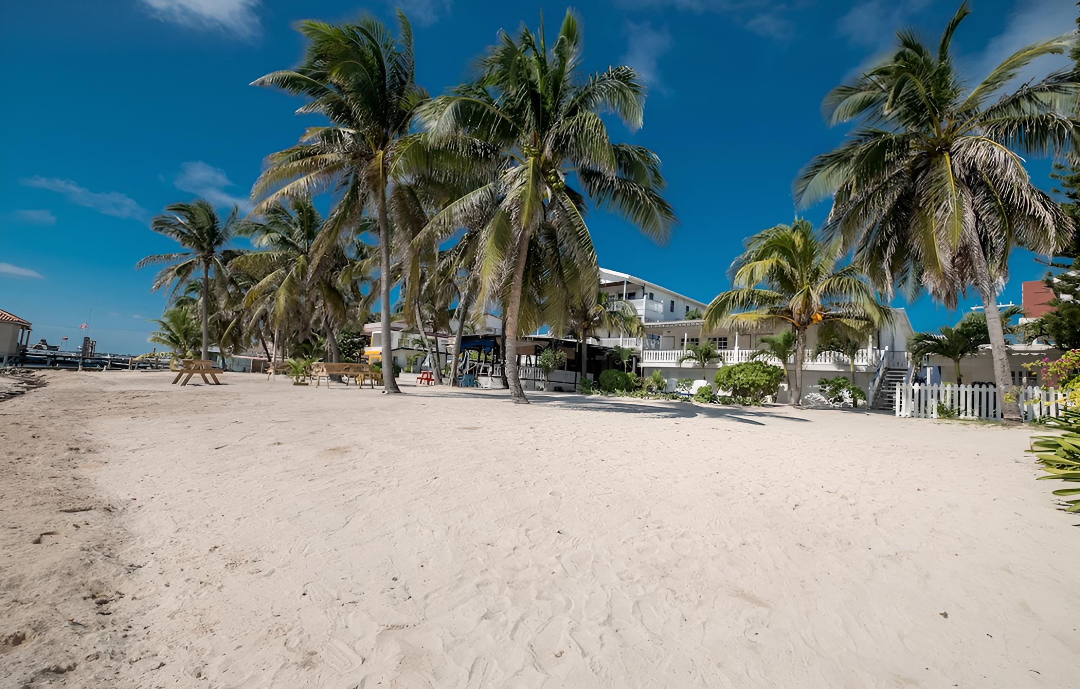San Pedro Holiday Hotel