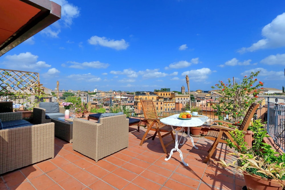 Garibaldi 2 - WR Apartments