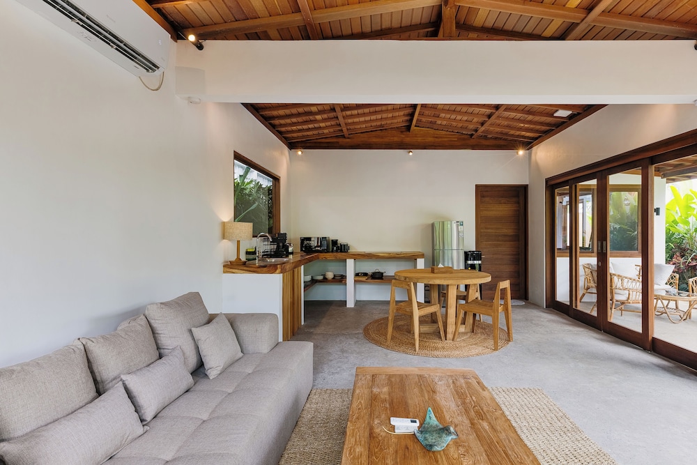 Kilani Villa By Betterplace