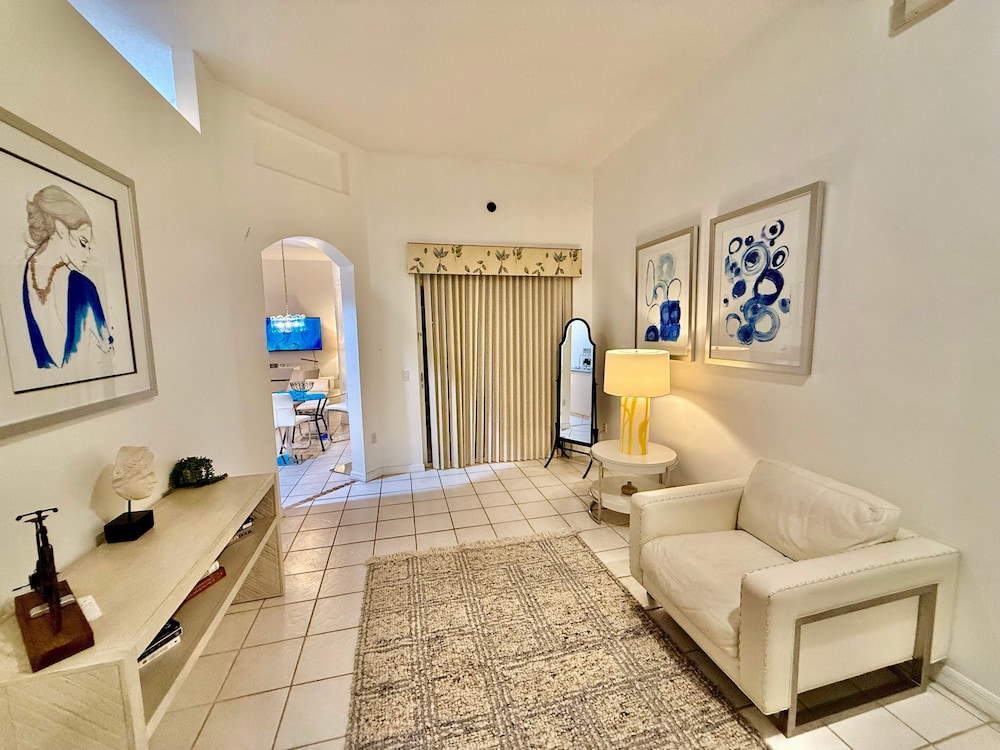 Westridge Super Exclusive 4BR Home Near Disney