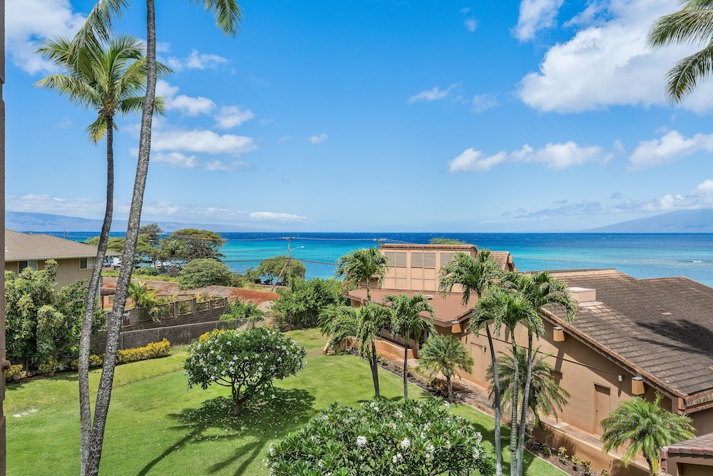 Kahana Villa F405 in Lahaina