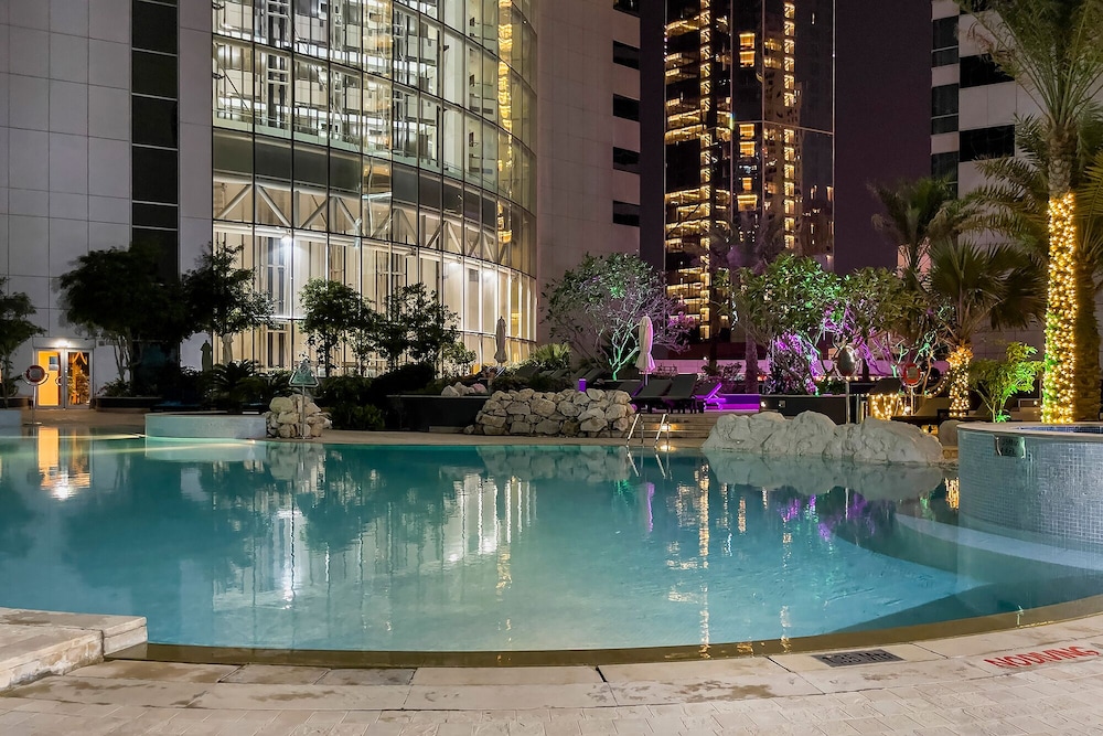 Excellent 2 bedroom at Al Fattan