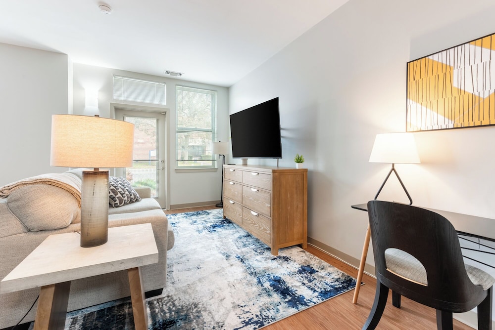 Landing Furnished Apartments South End Stratford