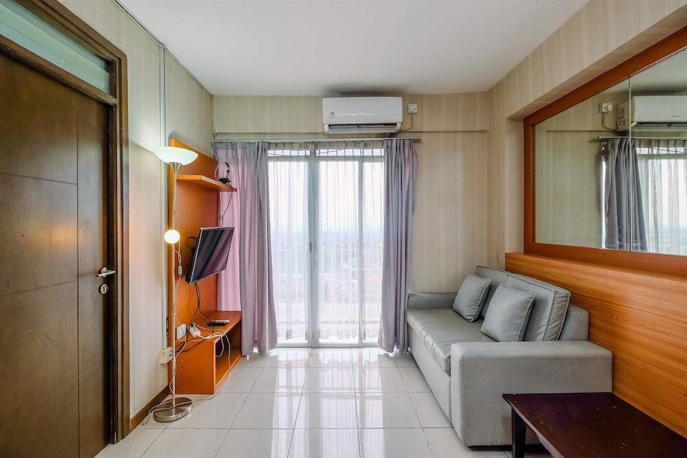 Comfort And Cozy Living 2Br Bogor Valley Apartment