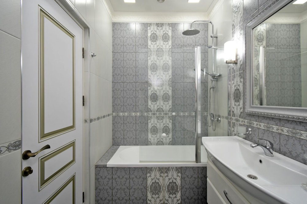 Luxury white apartment