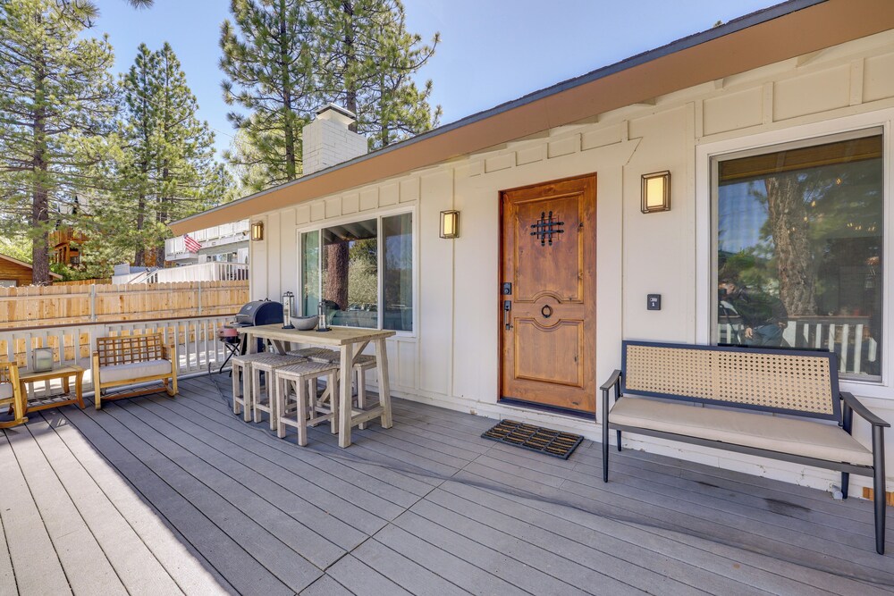 Walk to Big Bear Marina: Modern Home w/ Hot Tub!