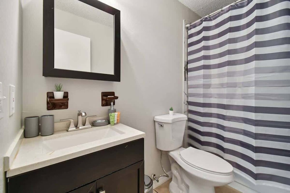 Comfortable Home in Dade City!