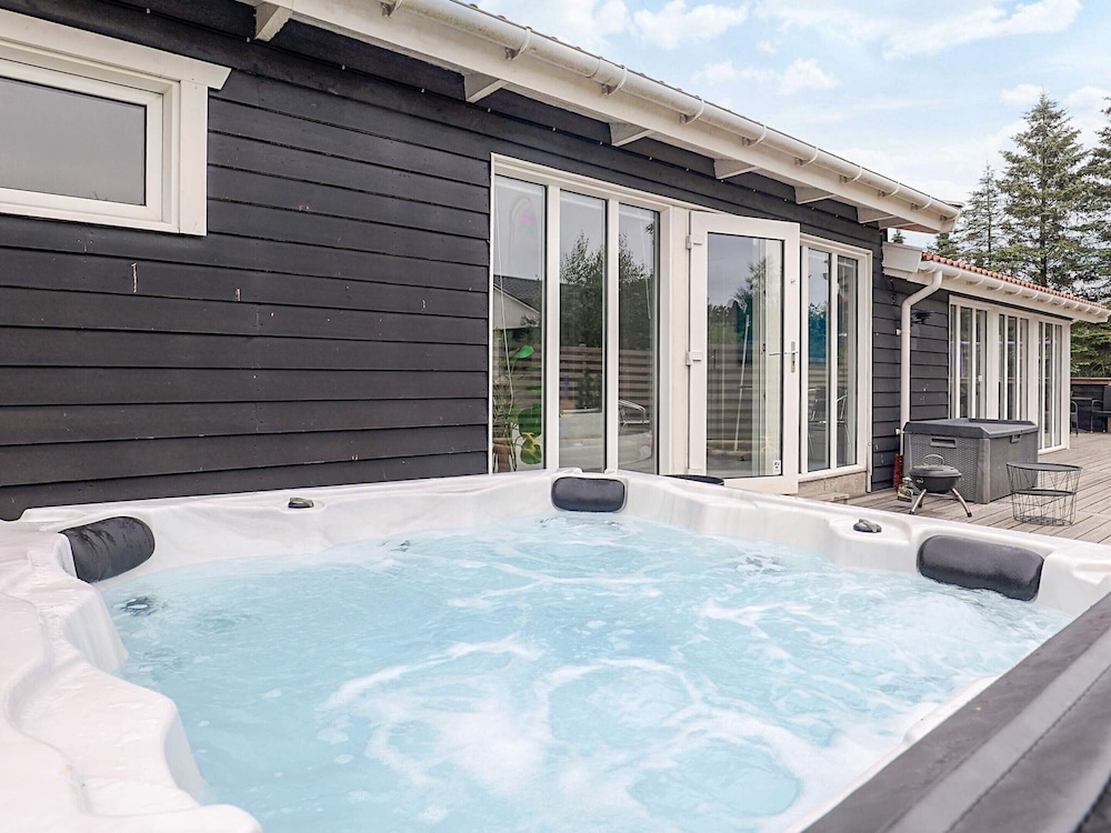 4 Star Holiday Home in Vaeggerlose