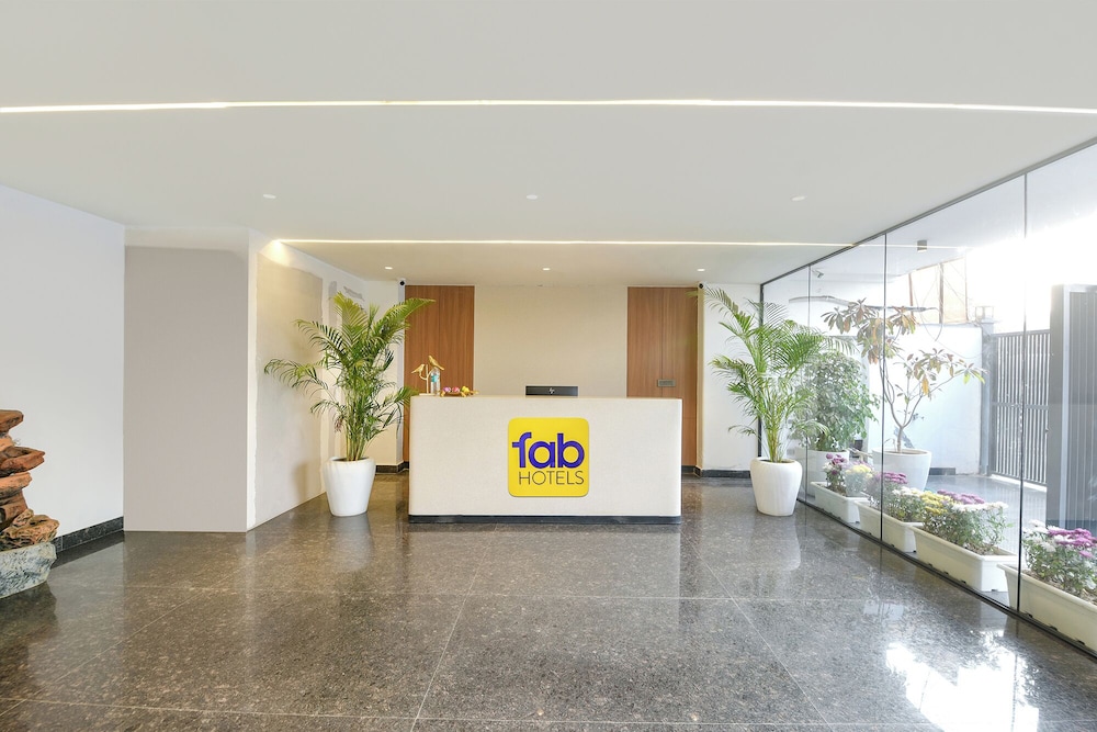 Fabhotel Ivory Leaf