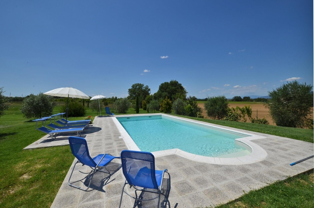Villa San Lorenzo in Cortona view 3