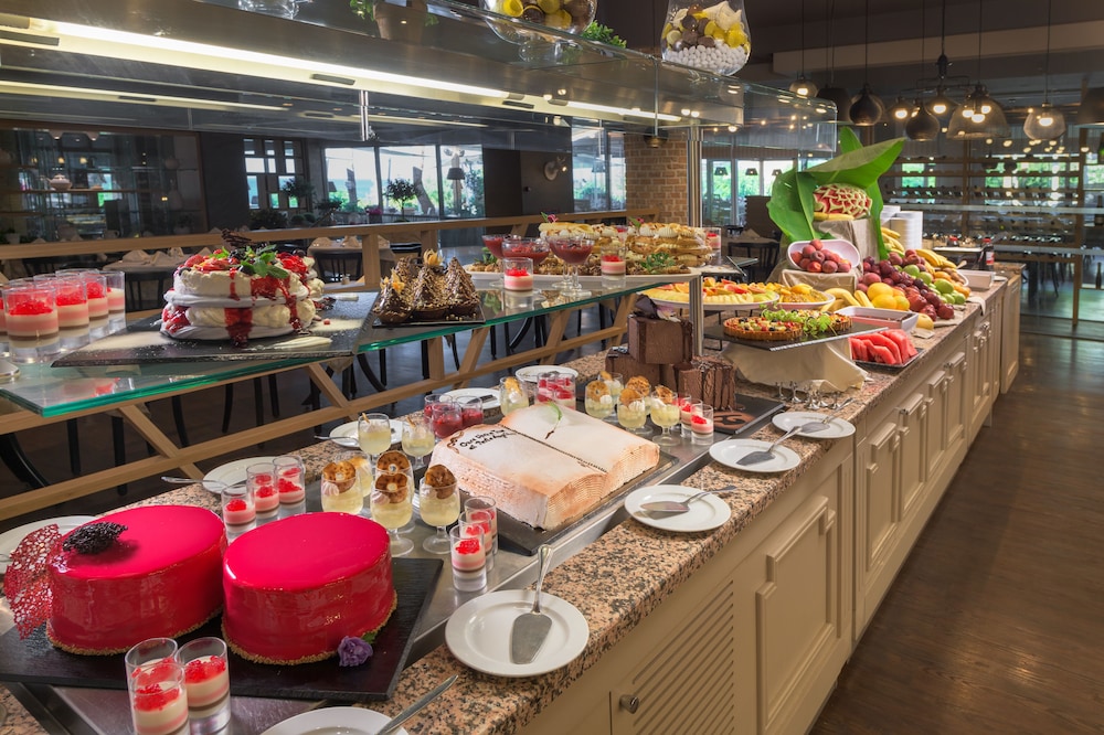 Porto Angeli Beach Resort – All Inclusive