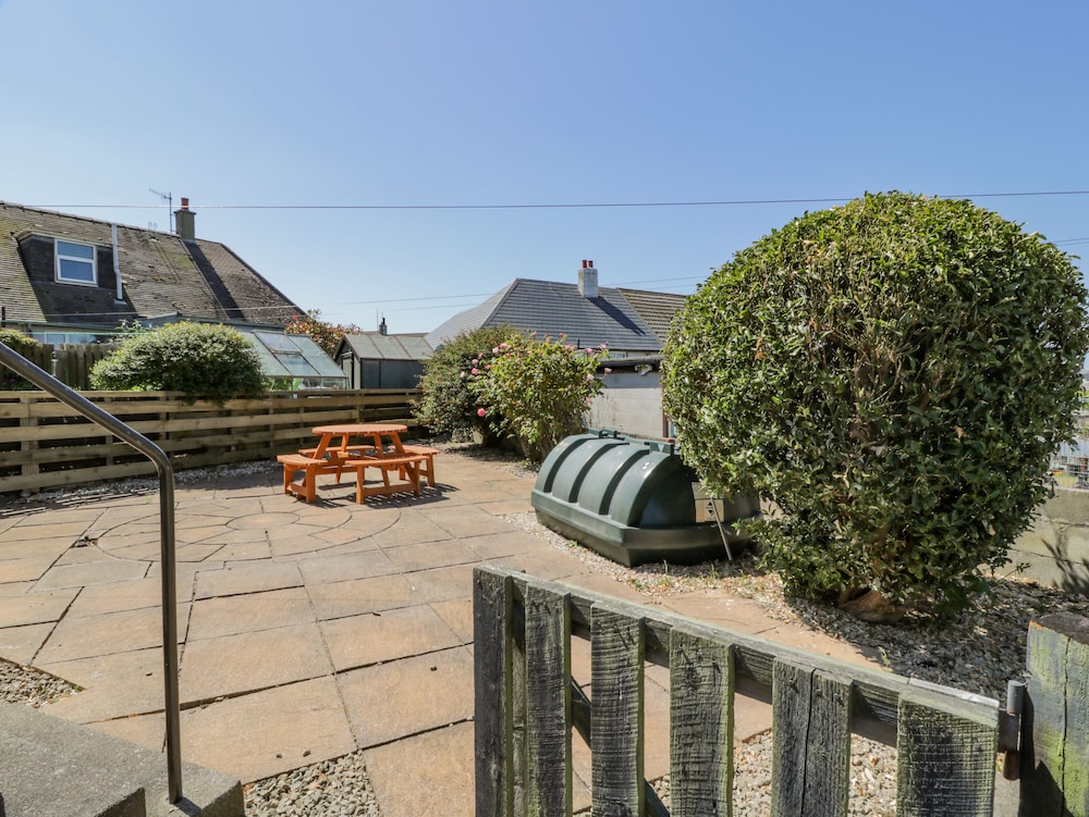 22 Turnberry Road