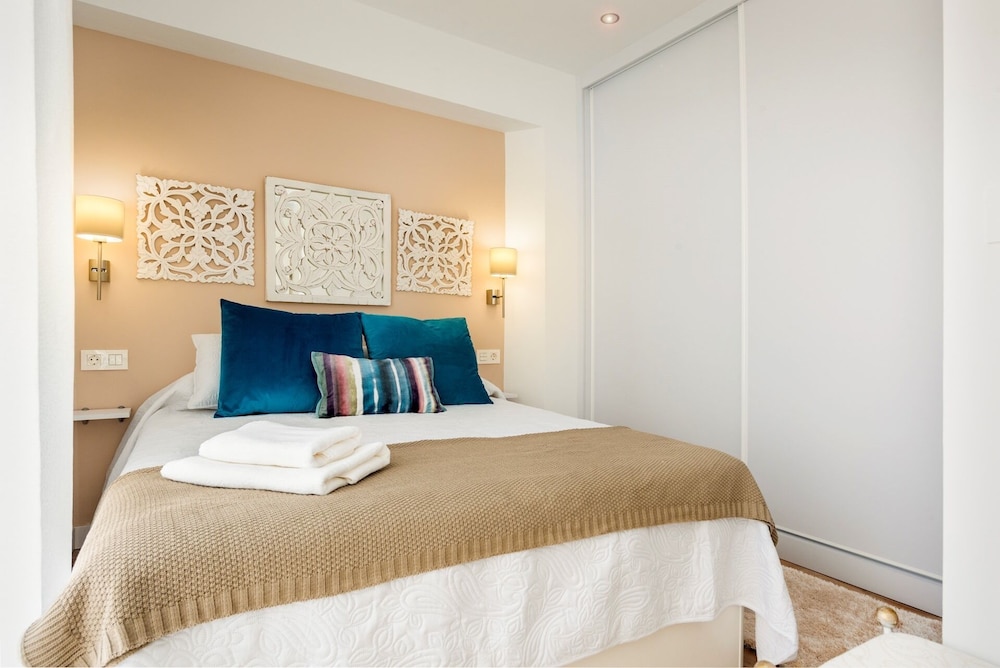 Prime Location, Cozy 2 Bedroom Apartment - Santo Cristo II view 3